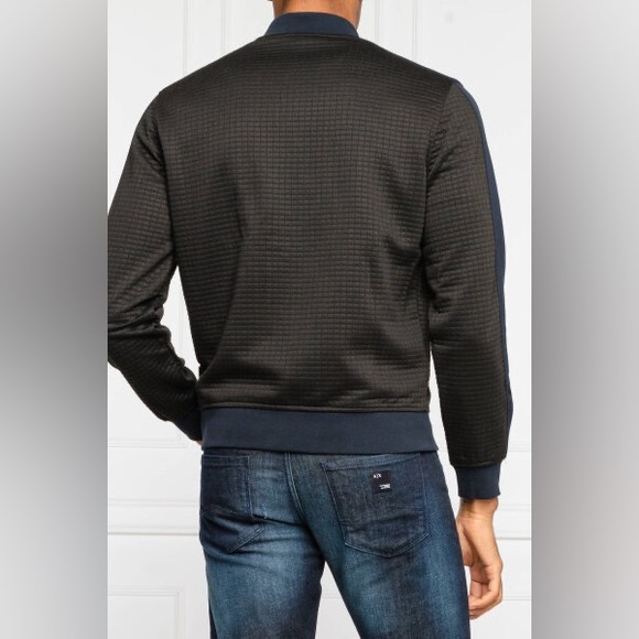 Armani Exchange Black Navy Full Zipper Sweatshirt 


STYLE: 6HZMAE ZJ8DZ - Picture 5 of 8